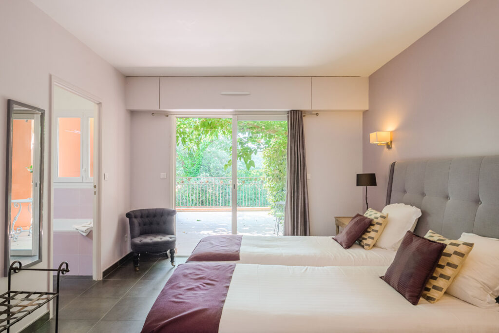 Accueil barnes hotel le lingousto 934 av eugenie et henri majastre cuers 19