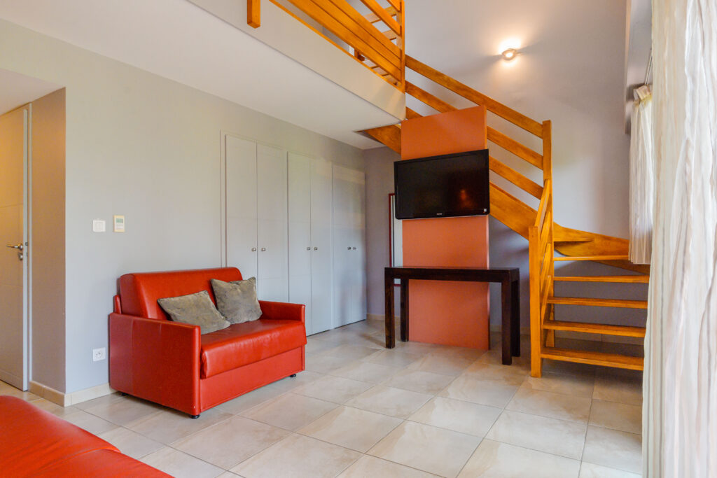 Accueil barnes hotel le lingousto 934 av eugenie et henri majastre cuers 31