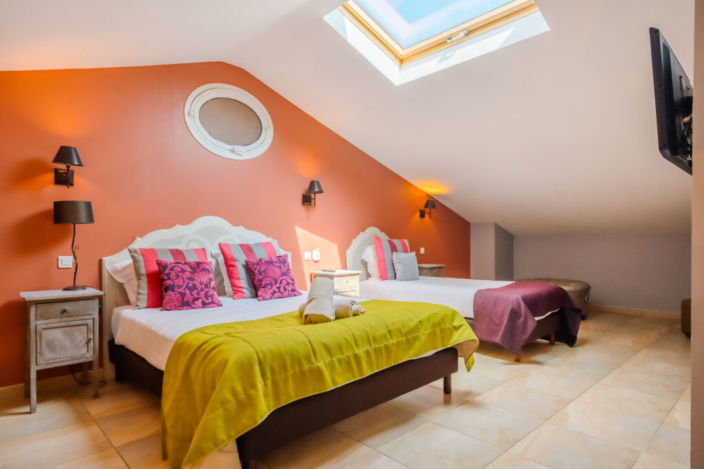 Accueil barnes hotel le lingousto 934 av eugenie et henri majastre cuers 34
